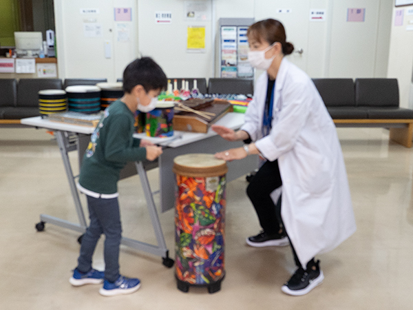 「ドレミであそぼう」音楽療法体験